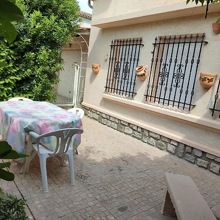 Glycines Holiday home *
